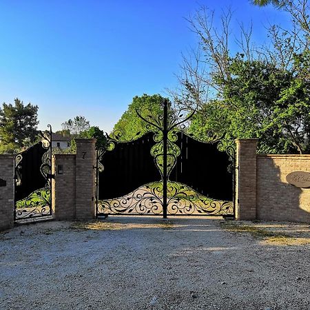 Вилла Agriturismo La Contea Senigallia San Gaudenzio Экстерьер фото